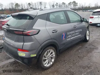 2023 Chevrolet Bolt EUV LT with VIN 1G1FY6S08P4204737, listed as a IAAI auction lot 41964323 with 33,930 mi miles. Bid and sale history available at carsss.com. Image 4.