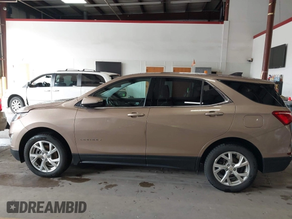 2018 Chevrolet Equinox LT with VIN 2GNAXTEX4J6221219, listed as a IAAI auction lot 39992944 with 92,743 mi miles. Bid and sale history available at carsss.com. Image 14.