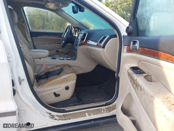 2011 Jeep Grand Cherokee Limited with VIN 1J4RR5GG0BC668910, listed as a IAAI auction lot 41353138 with 74,388 mi miles. Bid and sale history available at carsss.com. Image 5.