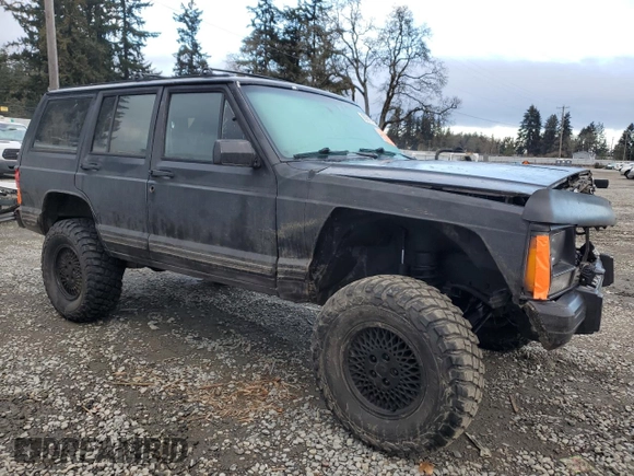 1988 Jeep Grand Cherokee z VIN 1JCMT7895JT247338, wystawiony jako Copart lot #83615234 z przebiegiem 185 676 mil mil oraz Szkoda całkowita • Salvage title. Historia ofert i sprzedaży dostępna na DreamBid. Obrazek 4.