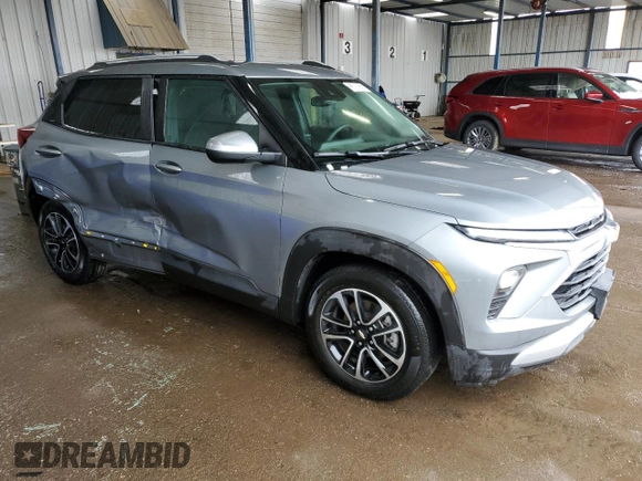 2024 Chevrolet TrailBlazer LT with VIN KL79MPS29RB177776, listed as a Copart auction lot 53800835 with 34,031 mi miles and Clean Title. Bid and sale history available at DreamBid. Image 4.