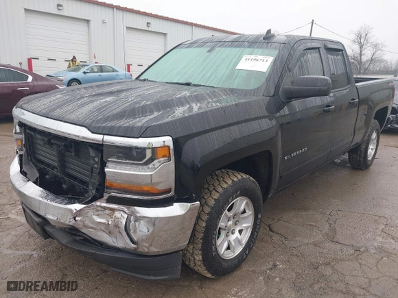 2017 Chevrolet Silverado 1500 LT with VIN 1GCVKREH9HZ170691, listed as a IAAI auction lot 41196713 with 111,189 mi miles. Bid and sale history available at carsss.com. Image 17.