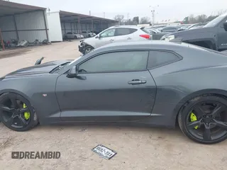 2016 Chevrolet Camaro 2SS with VIN 1G1FH1R71G0170640, listed as a IAAI auction lot 41590479 with 55,066 mi miles and . Bid and sale history available at DreamBid. Image 14.