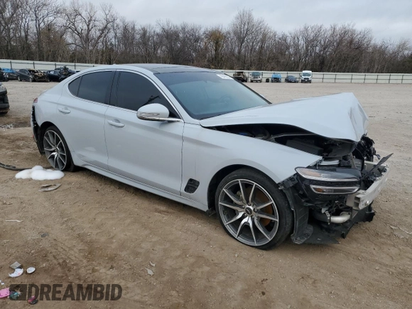 2022 Genesis G70 2.0T with VIN KMTG34TA2NU088116, listed as a Copart auction lot 85489634 with 83,335 mi miles and Clean Title. Bid and sale history available at DreamBid. Image 4.