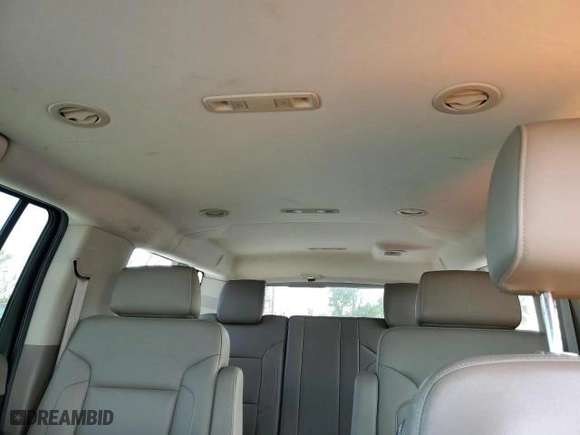 2015 Chevrolet Suburban LT with VIN 1GNSCJKC8FR530452, listed as a Copart auction lot 49312245 with 181,834 mi miles and Clean Title. Bid and sale history available at carsss.com. Image 10.