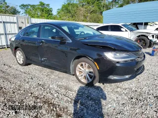 2015 Chrysler 200 Limited with VIN 1C3CCCAB2FN687889, listed as a Copart auction lot 52094895 with 166,336 mi miles and Salvage Title. Bid and sale history available at DreamBid. Image 4.