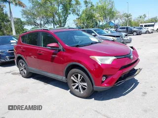 2018 Toyota RAV4 XLE с VIN 2T3WFREV1JW416850, выставлен на аукционе IAAI как лот 42143147 с пробегом 120 619 миль миль и . История ставок и продаж доступна на DreamBid. Изображение 1.