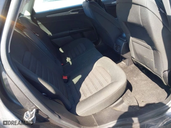 2019 Ford Fusion SE with VIN 3FA6P0HD0KR245435, listed as a IAAI auction lot 41878521 with 62,221 mi miles. Bid and sale history available at carsss.com. Image 8.
