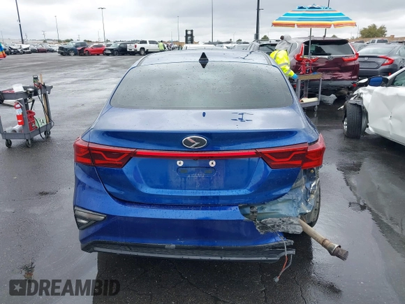 2019 Kia Forte S with VIN 3KPF34AD8KE022803, listed as a IAAI auction lot 41804321 with 80,456 mi miles. Bid and sale history available at carsss.com. Image 16.