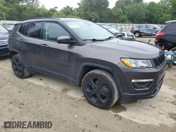 2019 Jeep Compass Altitude with VIN 3C4NJDBB4KT661545, listed as a Copart auction lot 59370195 with 81,595 mi miles and Salvage title. Bid and sale history available at DreamBid. Image 4.