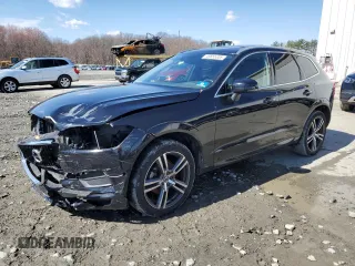 2019 Volvo XC60 Momentum with VIN LYV102RK7KB284169, listed as a Copart auction lot 49855335 with 43,217 mi miles and Salvage title. Bid and sale history available at DreamBid. Image 1.