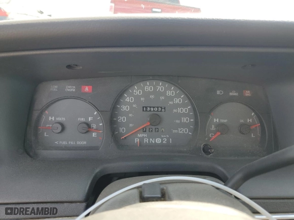 2004 Mercury Grand Marquis GS with VIN 2MEFM74W34X637265, listed as a Copart auction lot 72248594 with 139,039 mi miles and Salvage Title. Bid and sale history available at carsss.com. Image 9.