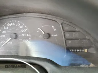 1996 Chevrolet Cavalier z VIN 1G1JC1240TM132439, wystawiony jako Copart lot #56125415 z przebiegiem 352 952 mil mil oraz Szkoda całkowita • Salvage title. Historia ofert i sprzedaży dostępna na DreamBid. Obrazek 9.