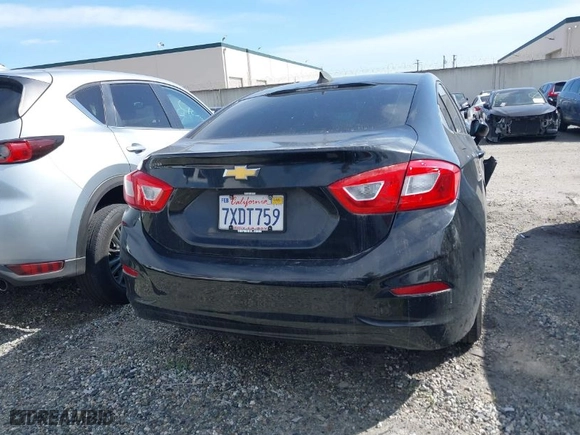 2017 Chevrolet Cruze LS with VIN 1G1BC5SM7H7138420, listed as a IAAI auction lot 41572110 with NaN miles. Bid and sale history available at carsss.com. Image 17.