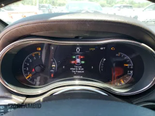 2014 Jeep Grand Cherokee Summit z VIN 1C4RJFJT7EC264385, wystawiony jako Copart lot #56983415 z przebiegiem 189 262 mil mil oraz Szkoda całkowita • Salvage title. Historia ofert i sprzedaży dostępna na DreamBid. Obrazek 9.