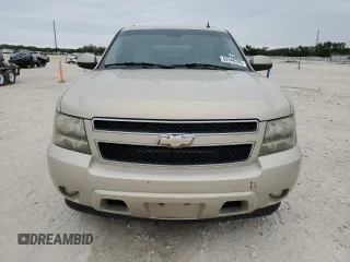 2008 Chevrolet Suburban LT w/3LT with VIN 3GNFC16098G143610, listed as a Copart auction lot 52948285 with 246,589 mi miles and Salvage Title. Bid and sale history available at carsss.com. Image 5.