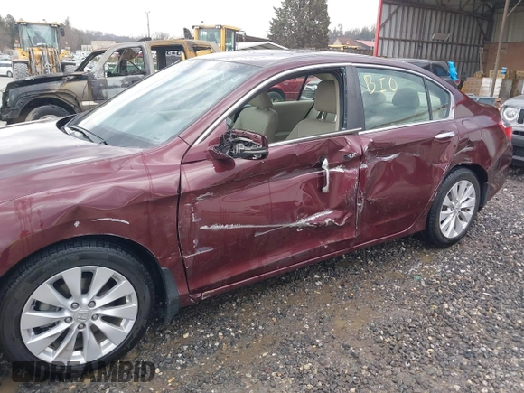 2013 Honda Accord Sdn EX-L with VIN 1HGCR2F87DA079776, listed as a IAAI auction lot 41666417 with 73,149 mi miles. Bid and sale history available at carsss.com. Image 6.