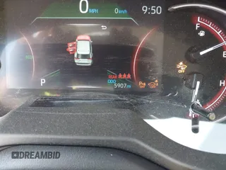 2024 Toyota RAV4 XLE Premium с VIN 2T3C1RFV3RW360051, выставлен на аукционе IAAI как лот 42261611 с пробегом 5 907 миль миль и . История ставок и продаж доступна на DreamBid. Изображение 16.