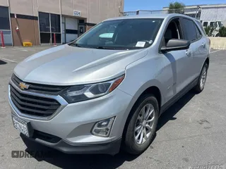 2021 Chevrolet Equinox LS z VIN 3GNAXFEV9MS175215, wystawiony jako IAAI lot #42554213 z przebiegiem 83 171 mil mil oraz . Historia ofert i sprzedaży dostępna na DreamBid. Obrazek 11.