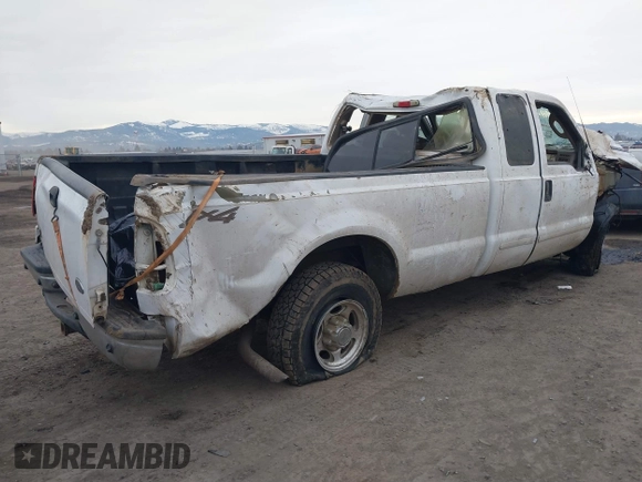 2003 Ford Super Duty F-250 XL with VIN 1FTNX21S93ED76927, listed as a IAAI auction lot 41396019 with 1 mi miles. Bid and sale history available at carsss.com. Image 4.