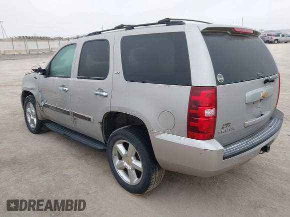 2007 Chevrolet Tahoe LTZ z VIN 1GNFK13037J332824, wystawiony jako IAAI lot #41505874 z przebiegiem 219 823 mil mil oraz . Historia ofert i sprzedaży dostępna na DreamBid. Obrazek 3.
