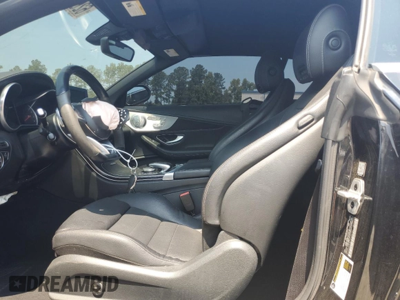 2018 Mercedes-Benz C 300 z VIN WDDWK4KB7JF666142, wystawiony jako Copart lot #62640204 z przebiegiem 58 159 mil mil oraz Szkoda całkowita • Salvage title. Historia ofert i sprzedaży dostępna na DreamBid. Obrazek 7.