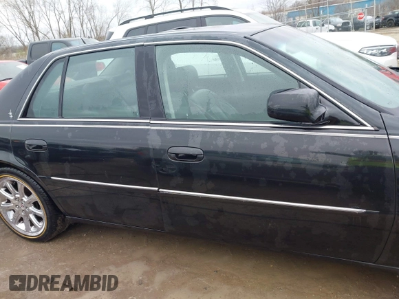 2008 Cadillac DTS 1SC with VIN 1G6KD57Y18U180943, listed as a IAAI auction lot 42031463 with 161,159 mi miles and . Bid and sale history available at carsss.com. Image 13.