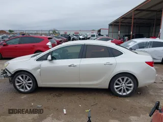 2014 Buick Verano Convenience Group with VIN 1G4PR5SK2E4182506, listed as a IAAI auction lot 41957247 with 250,122 mi miles. Bid and sale history available at carsss.com. Image 14.