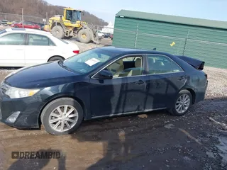 2014 Toyota Camry SE with VIN 4T1BK1FK3EU537670, listed as a IAAI auction lot 41649097 with 64,636 mi miles. Bid and sale history available at carsss.com. Image 14.