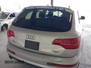 2015 Audi Q7 3.0T Premium with VIN WA1CGAFE9FD026724, listed as a IAAI auction lot 41740073 with 71,505 mi miles. Bid and sale history available at carsss.com. Image 6.