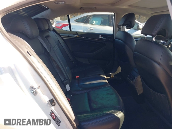 2015 Kia Cadenza Premium with VIN KNALN4D72F5171418, listed as a IAAI auction lot 41243986 with 96,495 mi miles. Bid and sale history available at carsss.com. Image 8.