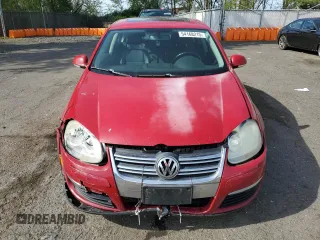 2008 Volkswagen Jetta SE z VIN 3VWRM71KX8M043321, wystawiony jako Copart lot #54168215 z przebiegiem 175 604 mil mil oraz Szkoda całkowita • Salvage title. Historia ofert i sprzedaży dostępna na DreamBid. Obrazek 5.