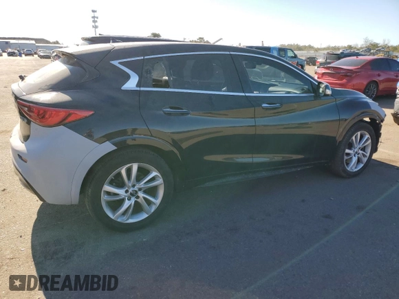 2017 Infiniti QX30 Sport with VIN SJKCH5CP0HA038858, listed as a Copart auction lot 41433514 with 92,432 mi miles. Bid and sale history available at carsss.com. Image 3.
