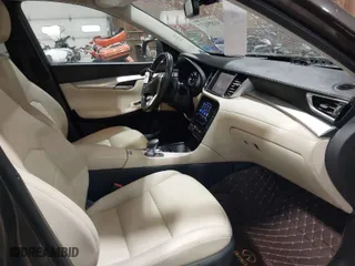 2019 Infiniti QX50 LUXE with VIN 3PCAJ5M36KF134096, listed as a IAAI auction lot 41851337 with 77,647 mi miles. Bid and sale history available at carsss.com. Image 5.