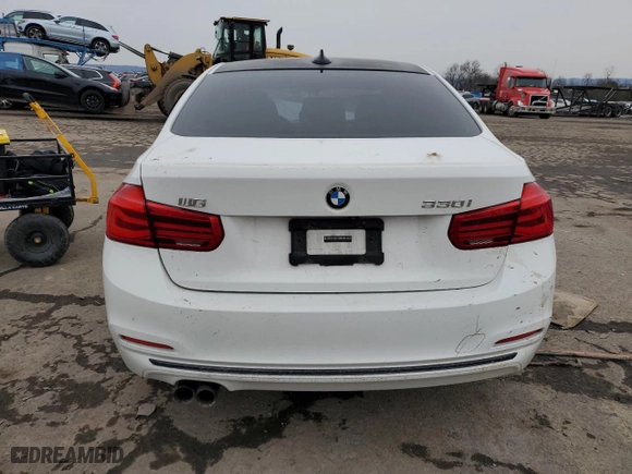 2018 BMW 3 Series 330i xDrive with VIN WBA8D9G51JNU72559, listed as a Copart auction lot 44770855 with 0 mi miles and Salvage Title. Bid and sale history available at carsss.com. Image 6.