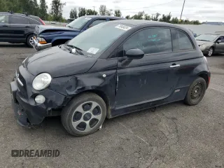 2015 FIAT 500e with VIN 3C3CFFGE6FT615443, listed as a Copart auction lot 44378185 with 0 mi miles and Clean Title. Bid and sale history available at carsss.com. Image 1.