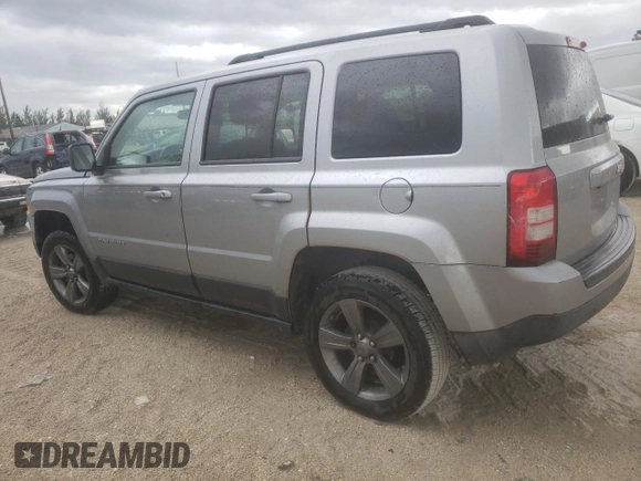 2015 Jeep Patriot High Altitude z VIN 1C4NJPFA2FD318571, wystawiony jako Copart lot #60547535 z przebiegiem 126 714 mil mil oraz Czysty tytuł • Clean title. Historia ofert i sprzedaży dostępna na DreamBid. Obrazek 2.
