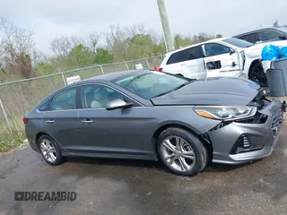 2018 Hyundai Sonata SEL with VIN 5NPE34AF7JH641934, listed as a IAAI auction lot 41879824 with 23,958 mi miles and . Bid and sale history available at DreamBid. Image 13.