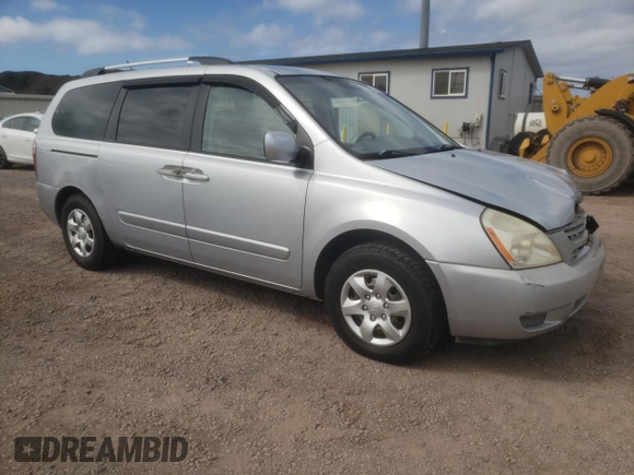 2009 Kia Sedona LX with VIN KNDMB233396300641, listed as a Copart auction lot 52036594 with 126,107 mi miles and Salvage Title. Bid and sale history available at carsss.com. Image 4.