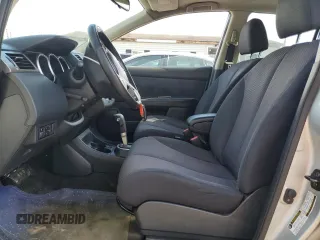 2007 Nissan Versa SL z VIN 3N1BC13E17L414305, wystawiony jako Copart lot #45171315 z przebiegiem 150 291 mil mil oraz Szkoda całkowita • Salvage title. Historia ofert i sprzedaży dostępna na DreamBid. Obrazek 7.