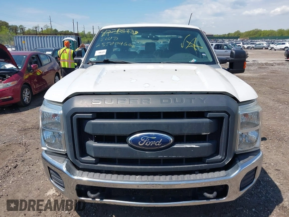 2015 Ford F-250 XLT z VIN 1FT7X2A6XFEB14897, wystawiony jako IAAI lot #42218738 z przebiegiem Nie podano mil oraz . Historia ofert i sprzedaży dostępna na DreamBid. Obrazek 11.