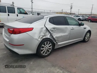 2015 Kia Optima EX z VIN 5XXGN4A71FG396076, wystawiony jako Copart lot #55306755 z przebiegiem 59 330 mil mil oraz Szkoda całkowita • Salvage title. Historia ofert i sprzedaży dostępna na DreamBid. Obrazek 3.