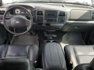 2007 Ford F-250 XL z VIN 1FTSX21P47EA00088, wystawiony jako Copart lot #54411125 z przebiegiem 68 931 mil mil oraz Szkoda całkowita • Salvage title. Historia ofert i sprzedaży dostępna na DreamBid. Obrazek 8.