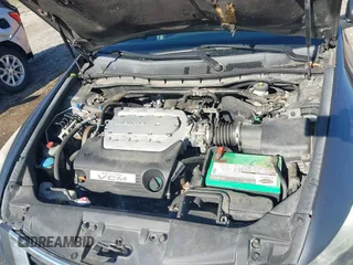 2009 Honda Accord EX-L with VIN 1HGCP36839A022767, listed as a IAAI auction lot 42119326 with 131,239 mi miles and . Bid and sale history available at DreamBid. Image 10.