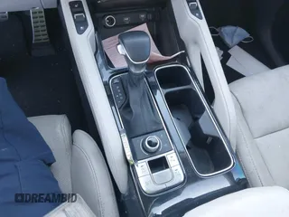 2020 Kia Telluride SX z VIN 5XYP5DHCXLG034323, wystawiony jako IAAI lot #41864885 z przebiegiem 59 820 mil mil oraz . Historia ofert i sprzedaży dostępna na DreamBid. Obrazek 11.