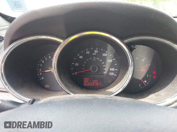 2013 Kia Sorento EX z VIN 5XYKUDA23DG325732, wystawiony jako IAAI lot #42447268 z przebiegiem 233 197 mil mil oraz . Historia ofert i sprzedaży dostępna na DreamBid. Obrazek 7.