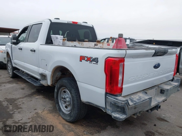 2024 Ford Super Duty F-250 SRW XL with VIN 1FT7W2BT8REC67547, listed as a IAAI auction lot 41260449 with 25,964 mi miles. Bid and sale history available at carsss.com. Image 3.