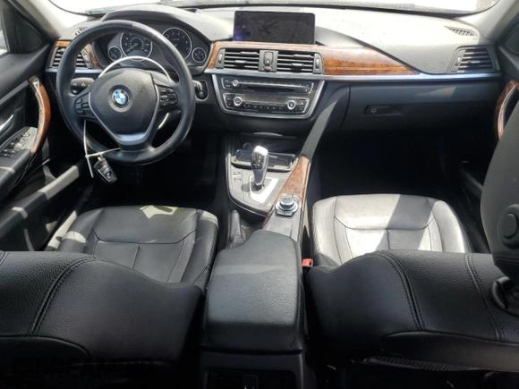 2013 BMW 3 Series 328i xDrive with VIN WBA3B3C53DF537817, listed as a Copart auction lot 60512215 with Not provided miles and Salvage title. Bid and sale history available at DreamBid. Image 8.