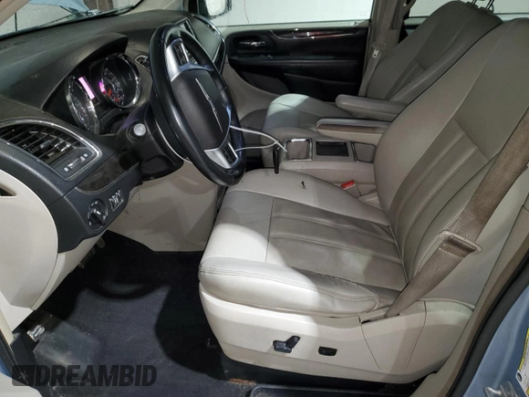 2013 Chrysler Town & Country Touring with VIN 2C4RC1BG6DR576833, listed as a Copart auction lot 53518845 with 190,051 mi miles and Salvage Title. Bid and sale history available at carsss.com. Image 7.