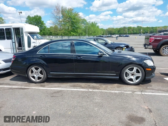 2008 Mercedes-Benz S 5.5L V8 with VIN WDDNG86X58A185159, listed as a IAAI auction lot 42221426 with 186,516 mi miles. Bid and sale history available at carsss.com. Image 13.